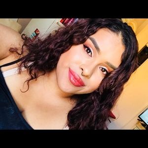 Meet your Posher, Gabriela